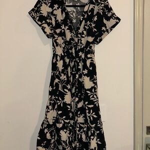 Ava & Viv Black and Cream Floral Midi Dress